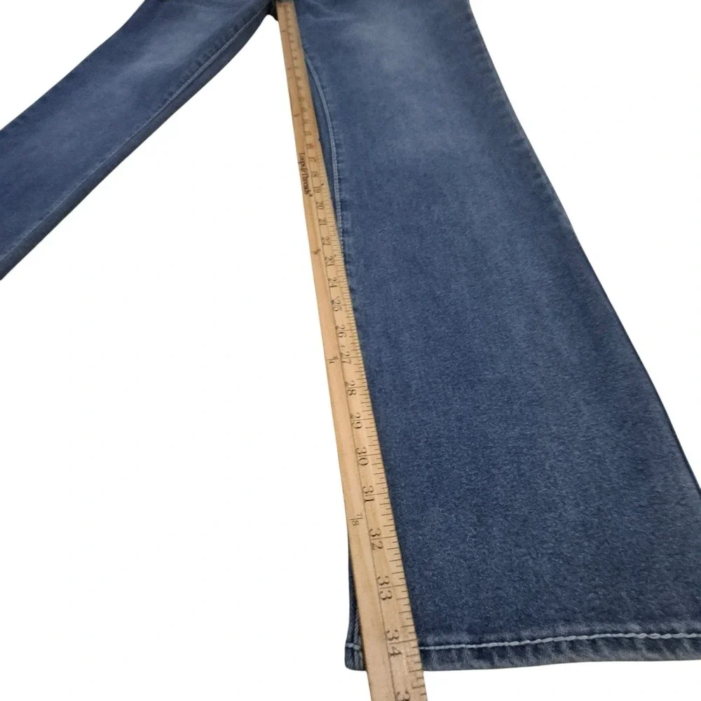 True Religion Ricky Relaxed Straight Big T Flap Jeans 32x34 Light Pacific Wash
